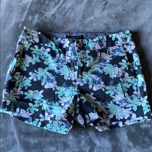 Banana Republic floral printed shorts - Like New